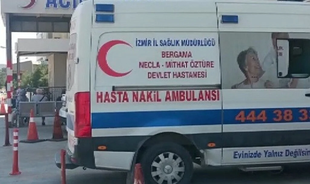 Hastane önünden ambulans çalındı