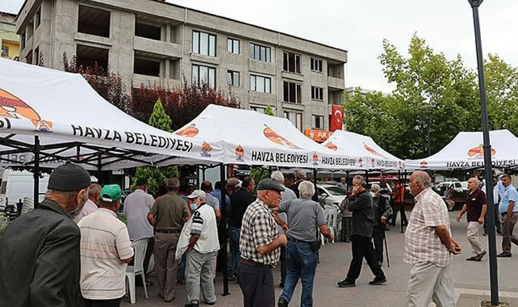 Havza Belediyesinden aşure ikramı
