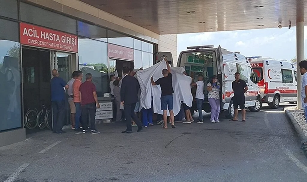 İbrahim Tatlıses hastaneye kaldırıldı