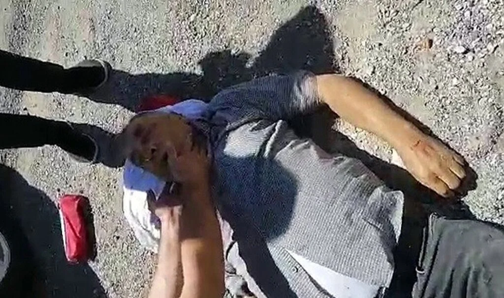 İki otomobil kafa kafaya çarpıştı: 4 yaralı
