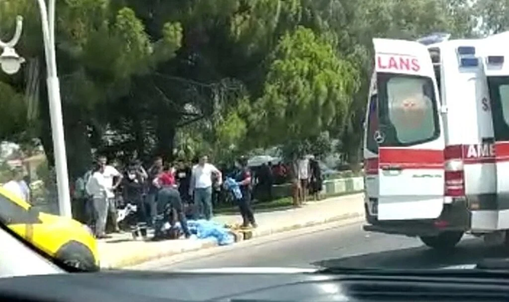 İki otomobilin çarptığı genç kız hayatını kaybetti