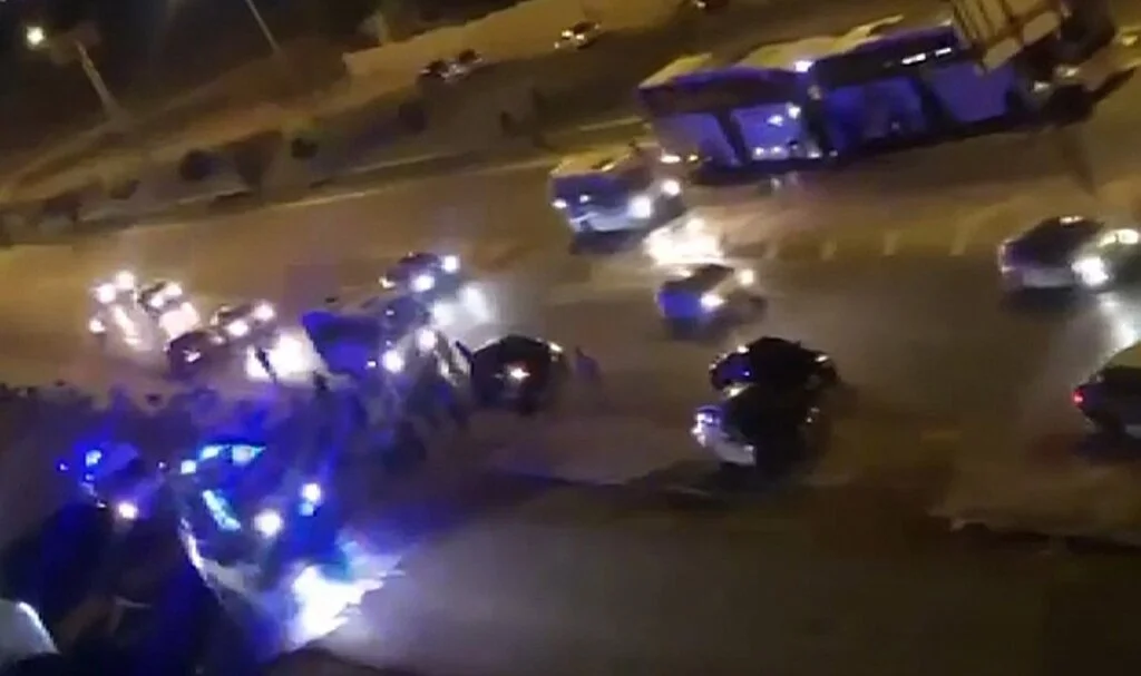 İki yolcu otobüsü çarpıştı: 12 yaralı