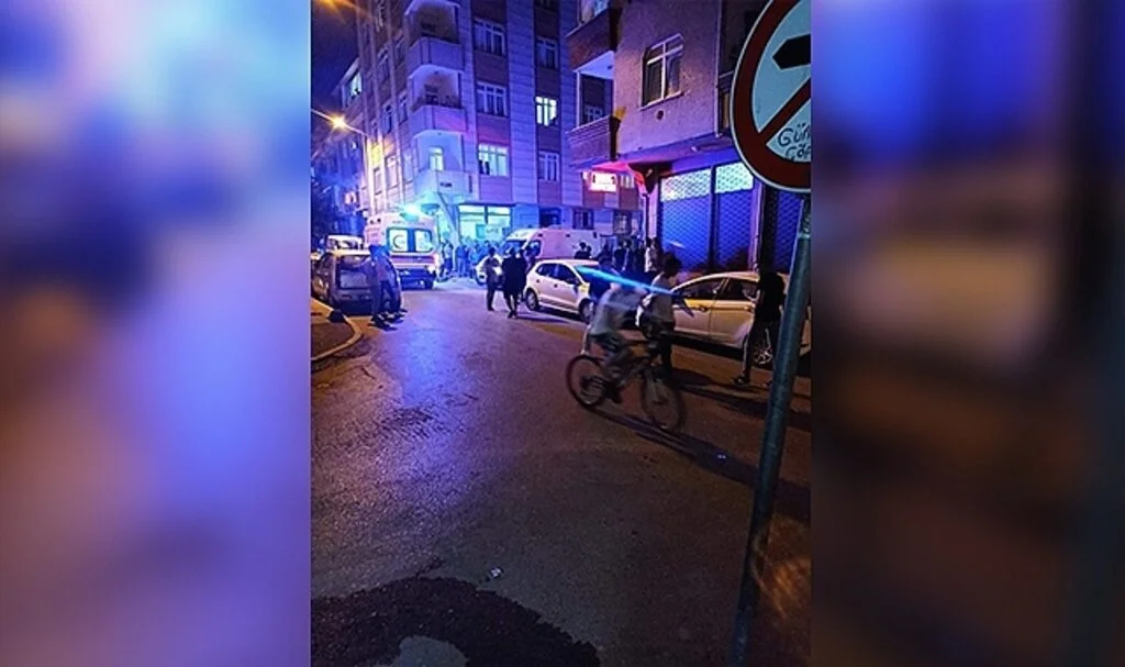 İnternet kafede oturan gence silahlı saldırı