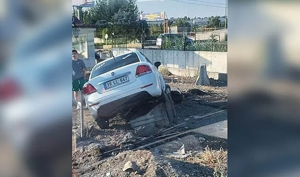Jandarma karakolu önünde trafik kazası: 1 yaralı