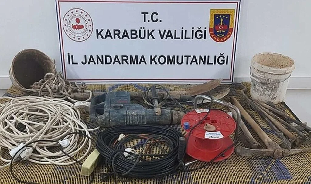  Kaçak kazı yapan 3 şüpheli yakalandı