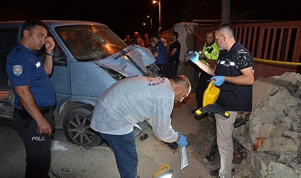 Kamyonetin çarptığı yaya hayatını kaybetti