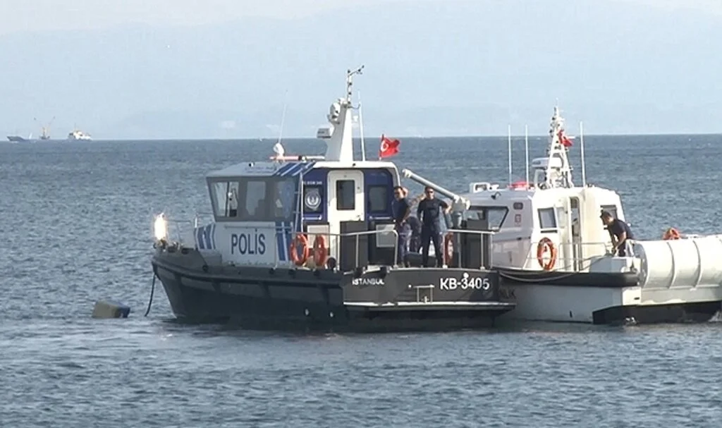 Kartal sahilde bomba paniği: SAS ekipleri çağrıldı