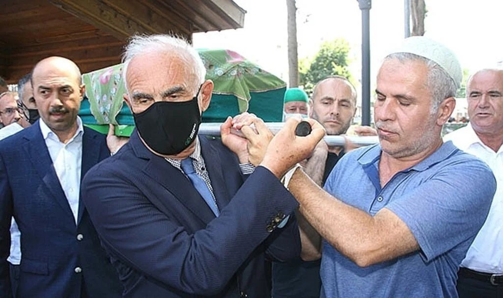 Kayınvalideye son görev
