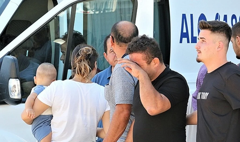 Kazada ölen kızın anne ve babası gözyaşlarına boğuldu