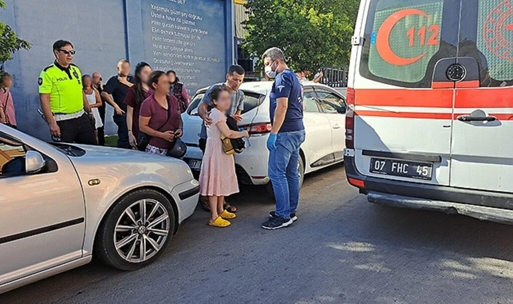 Kazaya karışan Litvanyalı turist kadın kızına sarılıp ağladı