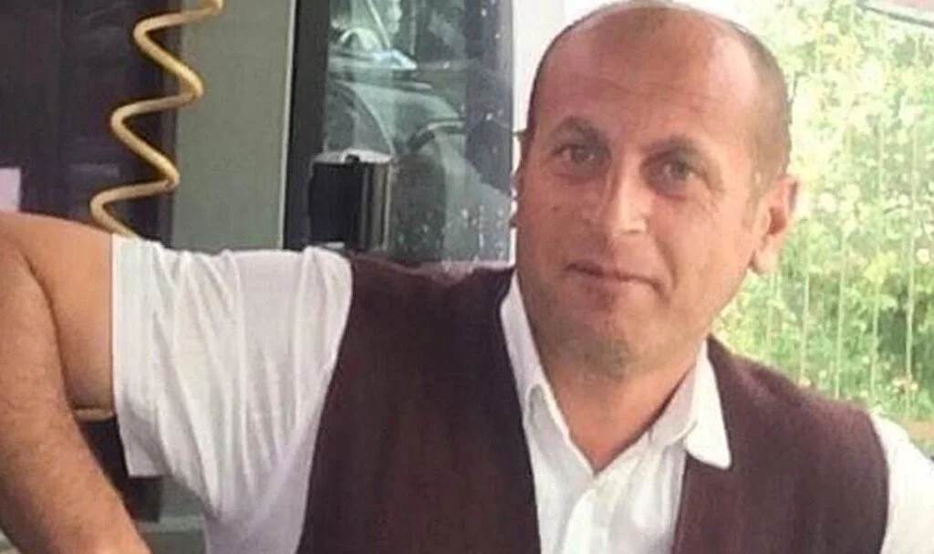 Kızı dalgalar arasında kaldı! Onu kurtardı kendi öldü!