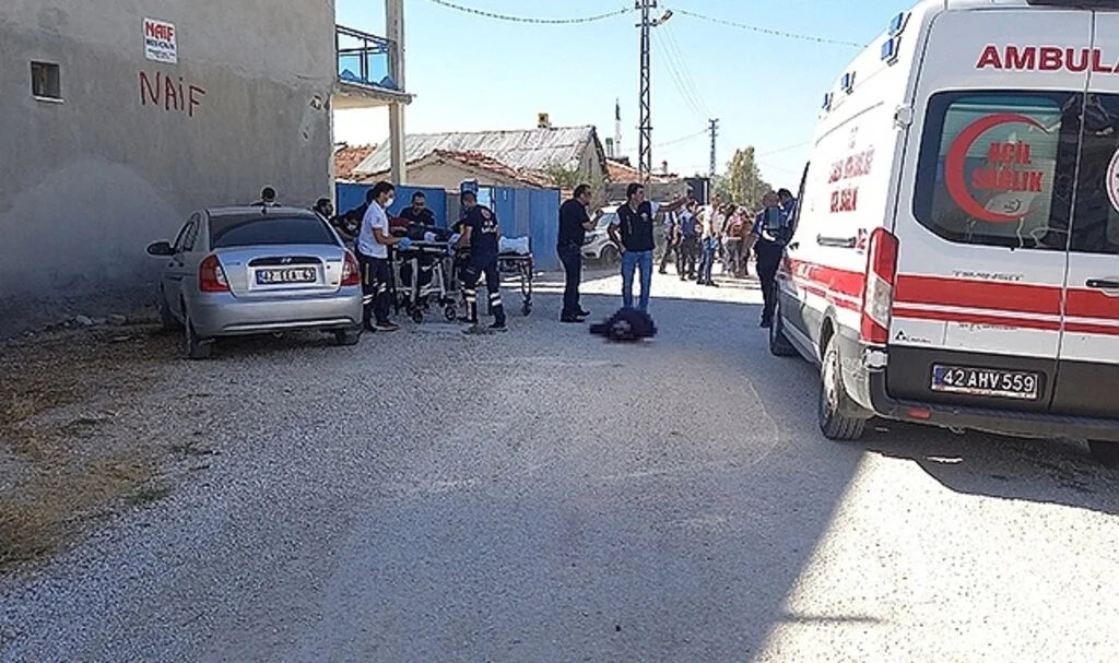 Komşular arasında saman tozu kavgası: 2 ölü, 3 yaralı