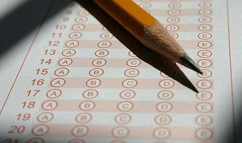 KPSS'deki çok sayıda sorunun aynı olduğunun iddia edildiği Yediiklim Yayınevi'nden açıklama