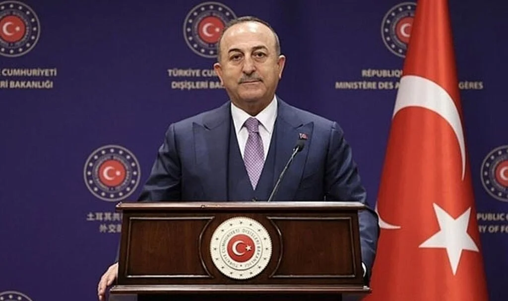 Macron'un Türkiye açıklamalarına Dışişleri'nden sert yanıt: Sömürgeci tarihinizden sıyrılmaya çalışmayın