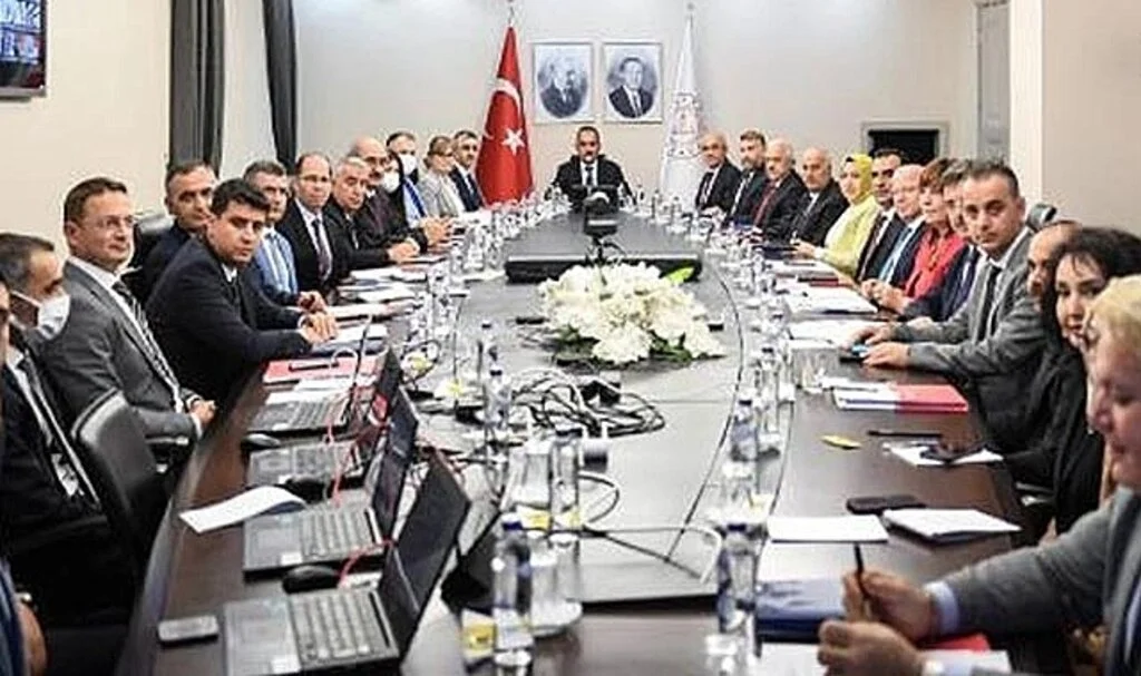 Milli Eğitim Bakanı müjdeyi duyurdu! Bu ay tamamlanacak