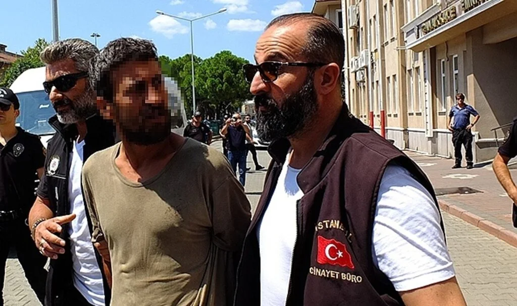 ‘Namusumu temizledim’ diyerek boşanma aşamasındaki eşini öldüren zanlı tutuklandı