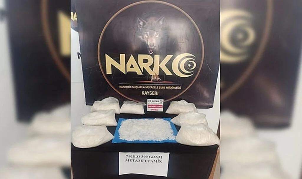 Narkotik polisinden film sahnelerini aratmayan operasyon