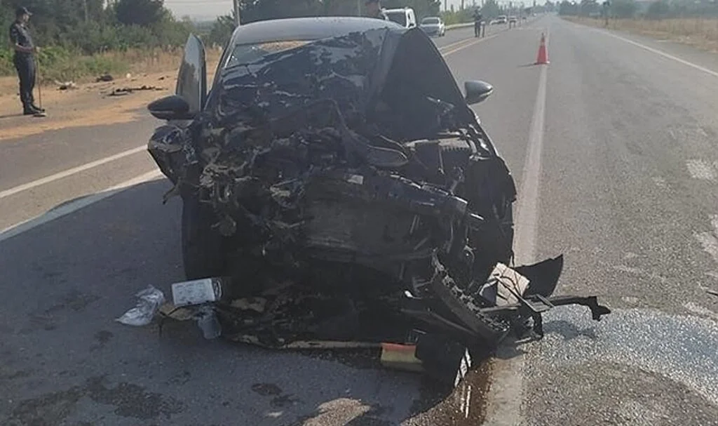 Otomobil buğday yüklü römorka arkadan çarptı: 4 yaralı