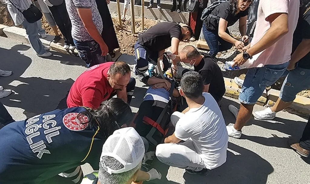Otomobilin çarptığı kadın yaralandı