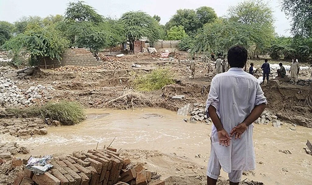 Pakistan’daki sellerde 2 ayda 777 kişi öldü, 300 bin kişi evsiz kaldı