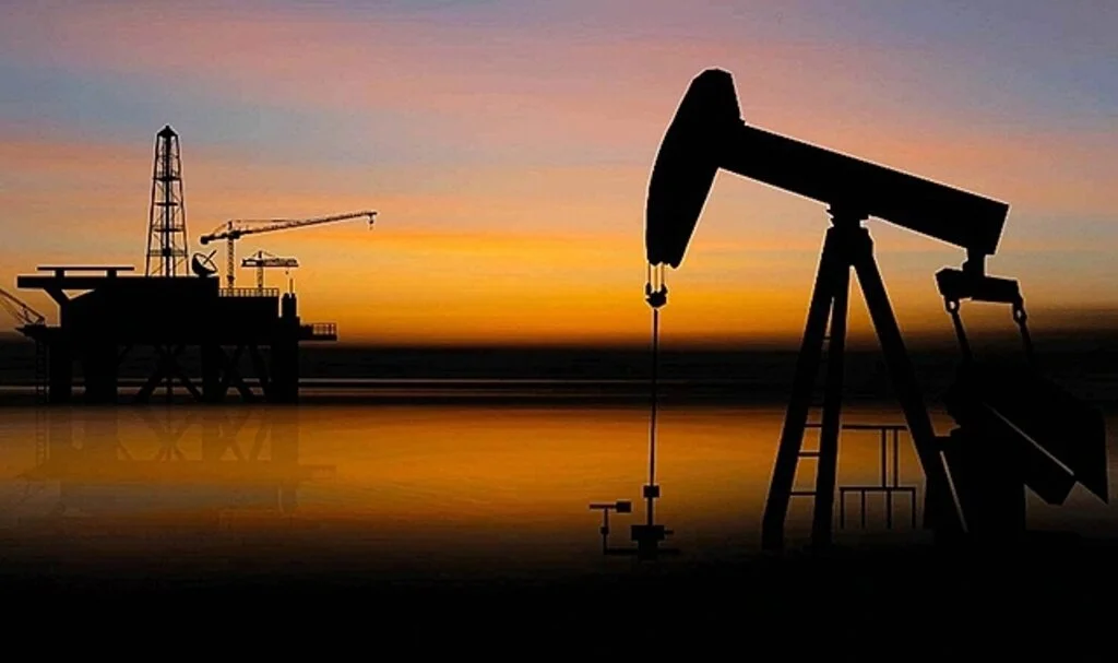 Petrol Fiyatlarında Dalgalanma