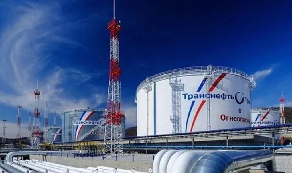 Rusya, Avrupa'ya petrol sevkiyatını durdurdu