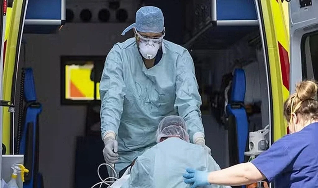 Sağlık sistemi krizi büyüyor! Bu kez de 90 yaşındaki kadın 40 saat ambulans bekledi