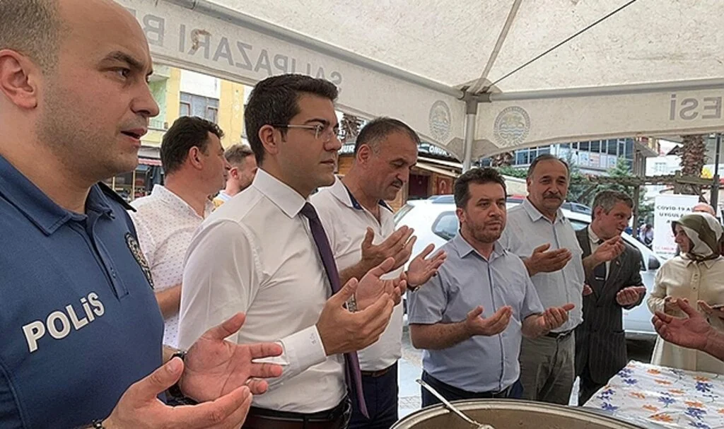 Salıpazarı'nda birlik mesajı