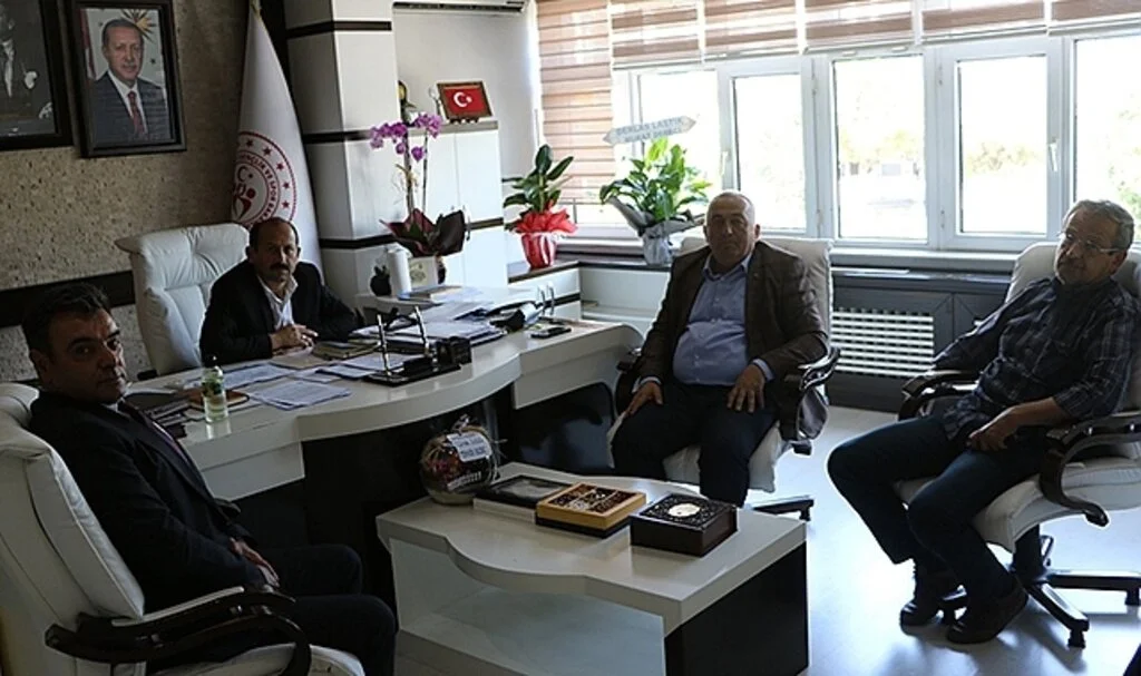 Samsun'da buz sporlarını masaya yatırdılar