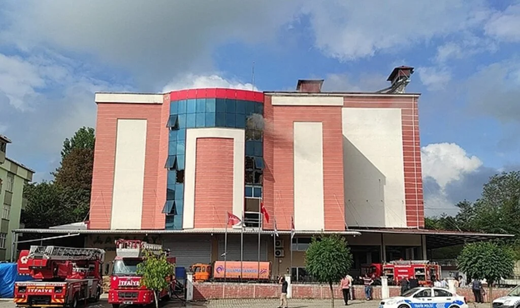 Samsun'da fabrikada yangın çıktı
