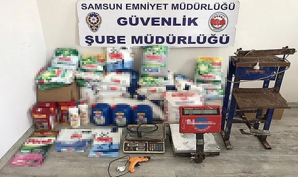 Samsun'da Ünlü markaların taklidi deterjan ve çay ürünleri ele geçirildi