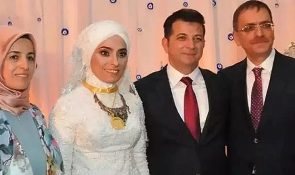 Sedat Peker'in rüşvet iddialarıyla gündeme gelmişti! AK Partili Taşkesenlioğlu'nun boşanma aşamasındaki eşi Ünsal Ban hakkında yeni gelişme