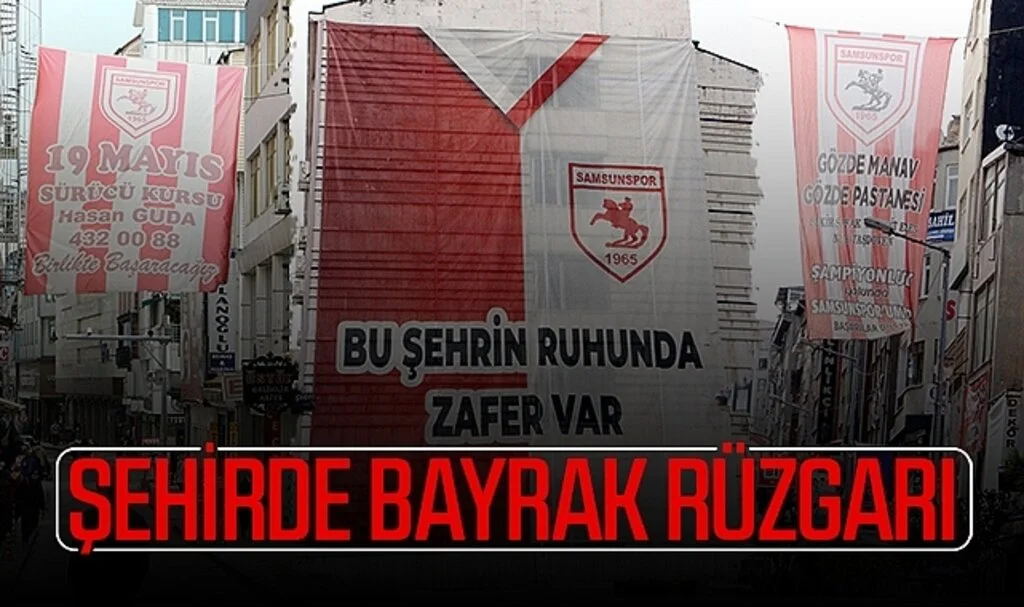 Şehirde bayrak rüzgarı