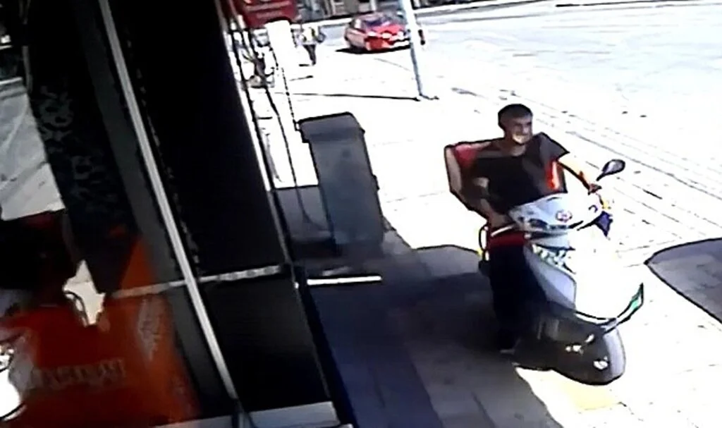 Siparişi teslim edince hayatının şokunu yaşadı