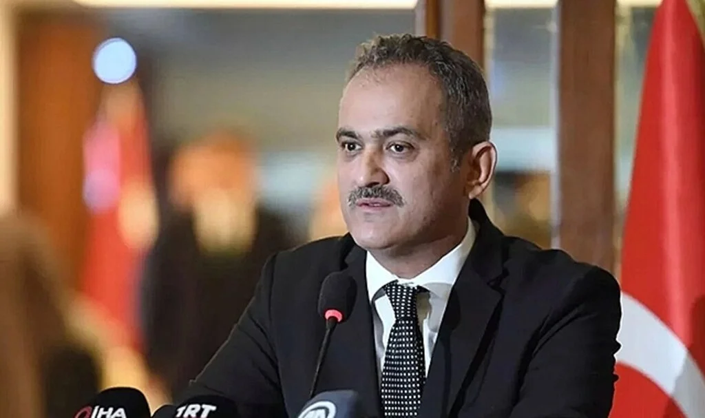 Son Dakika! Milli Eğitim Bakanı Özer'den 12 Eylül'de açılacak olan okullarla ilgili flaş açıklama