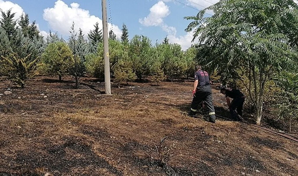 Taşlama makinesinden çıkan kıvılcım yangına sebep oldu