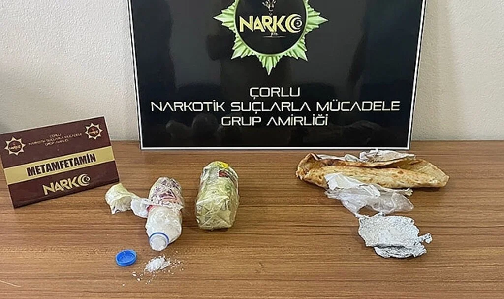 Tavuk dönerin arasına uyuşturucu gizlemişler