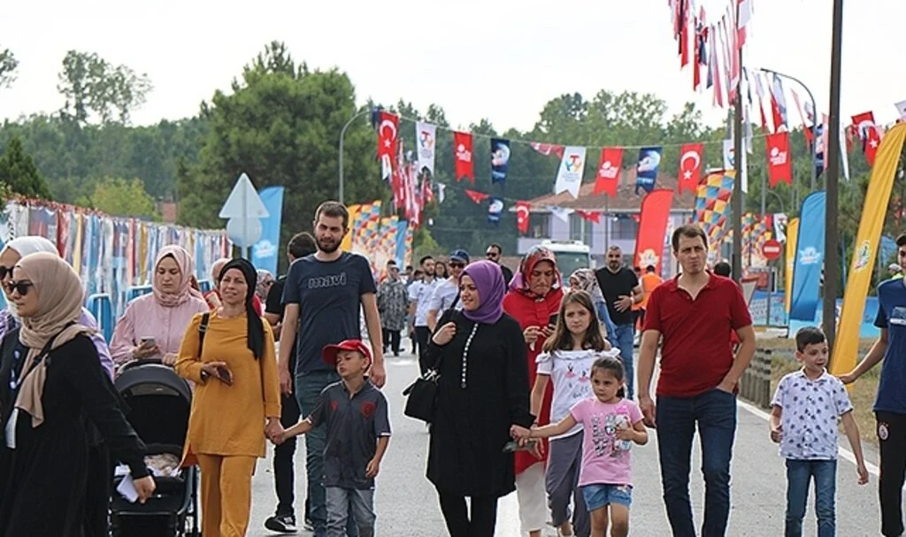 TEKNOFEST’in ikinci gününde de yoğun kalabalık