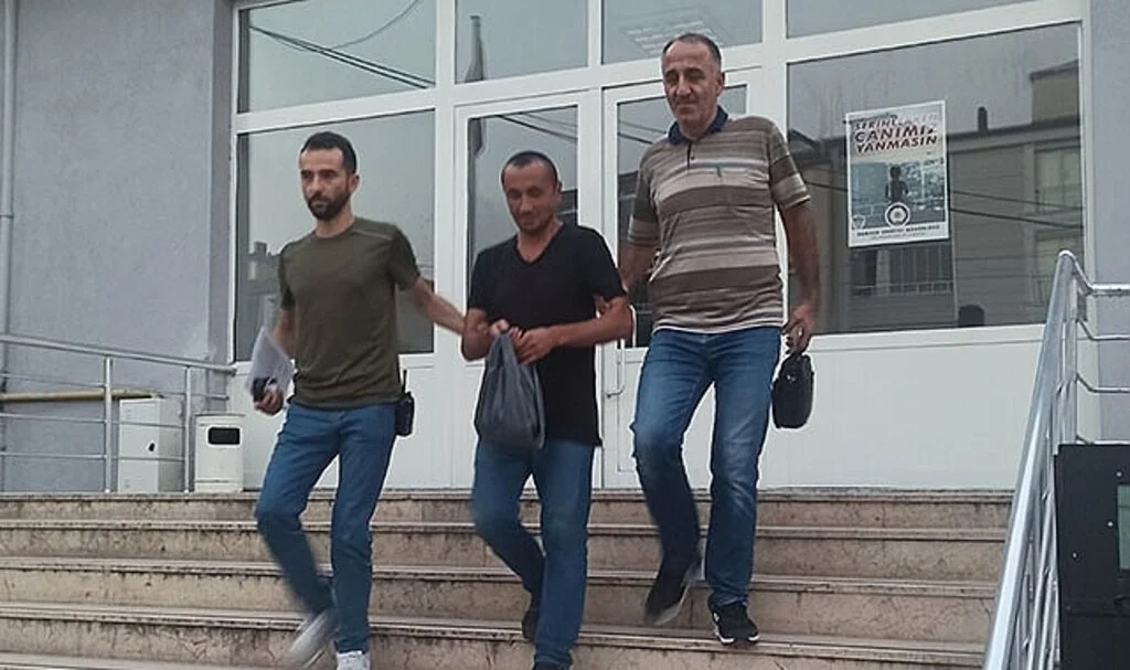 Telefon hırsızı polisten kaçamadı