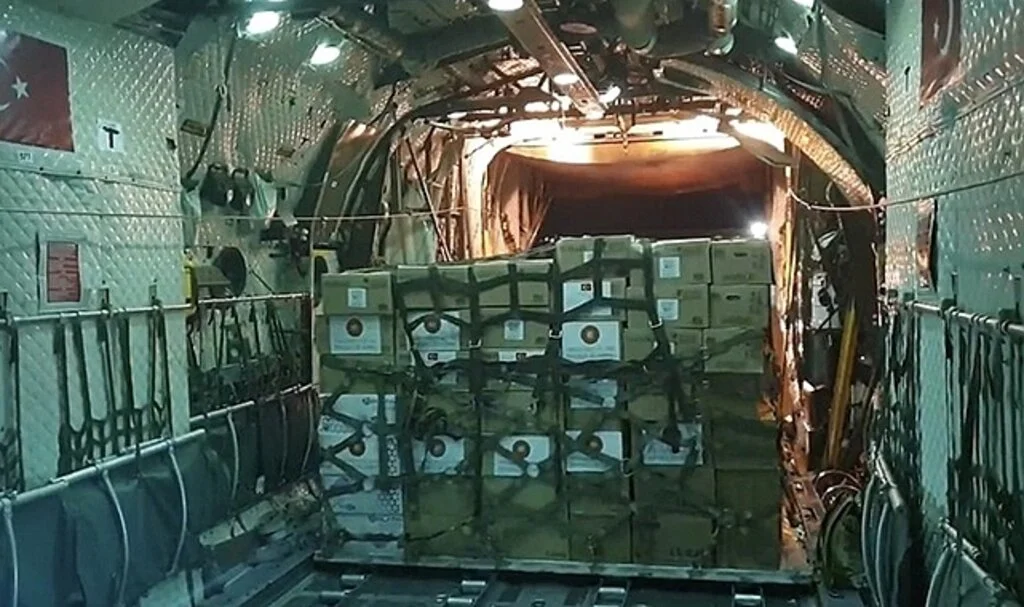 Türkiye'den Pakistan'a yardım malzemeleri taşıyan beşinci uçak hareket etti