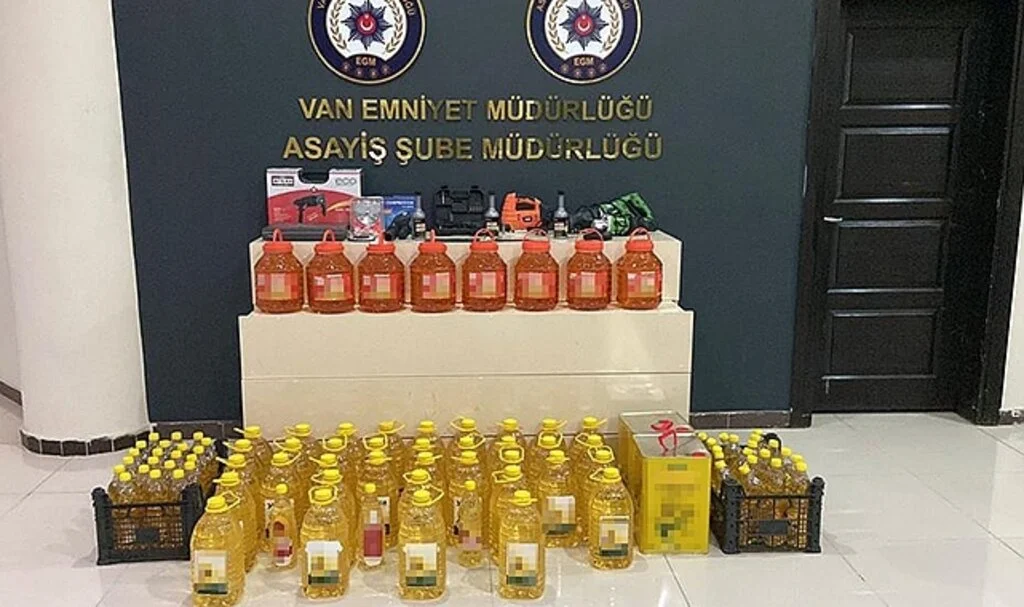 Van’da 150 bin TL değerinde yağ çalan hırsızlar yakalandı