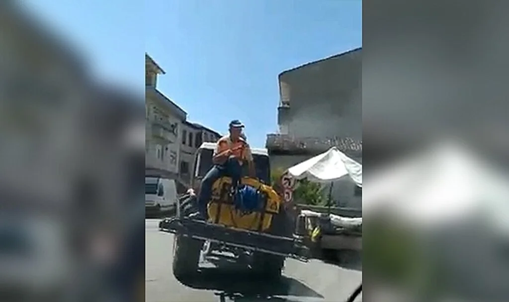 Vezirköprü Belediyesi’nin ilaçlama yöntemi sosyal medyada alay konusu oldu