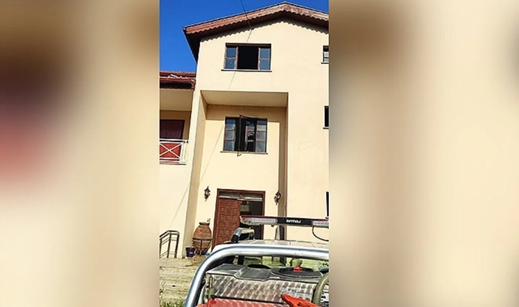 Villada çıkan yangın korkuttu