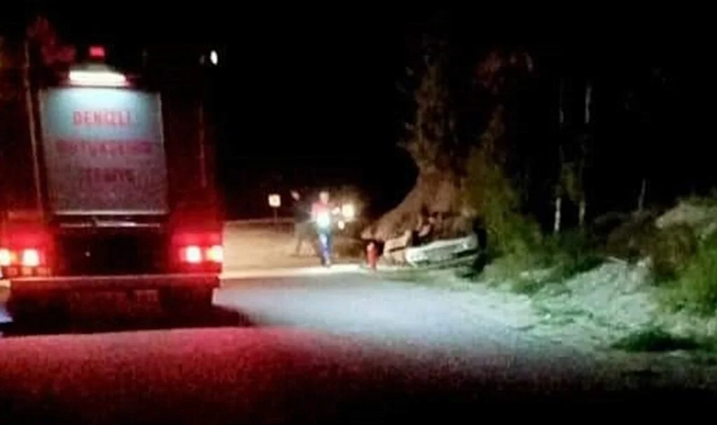 Virajı alamayan otomobil şarampole devrildi