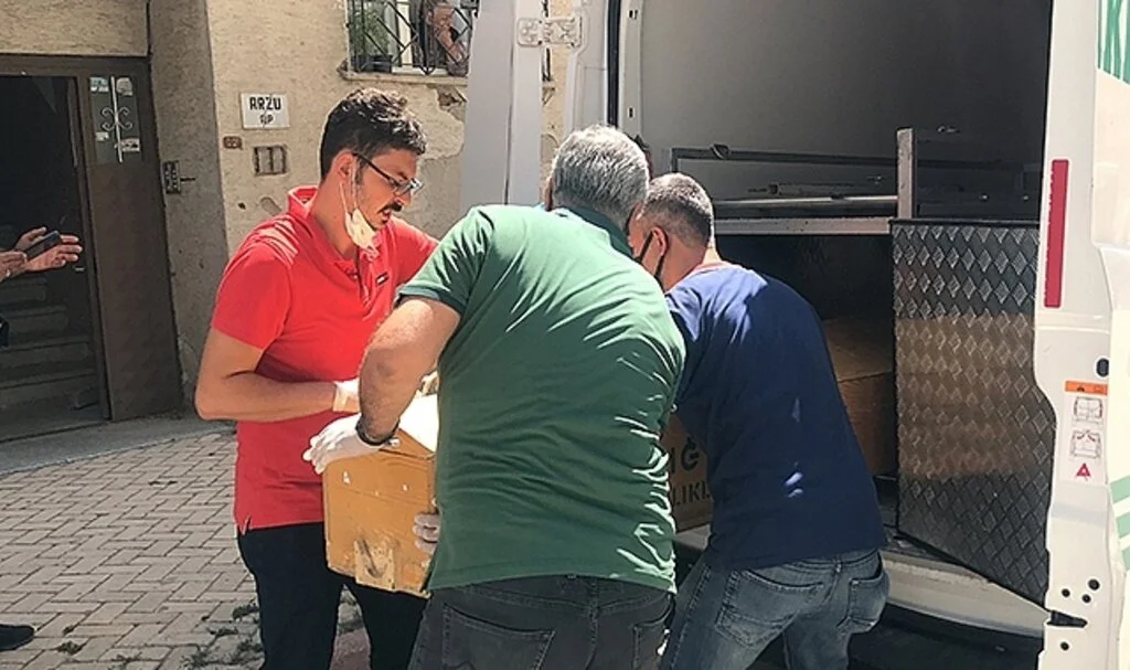 Yaşlı adam evinde ölü bulundu