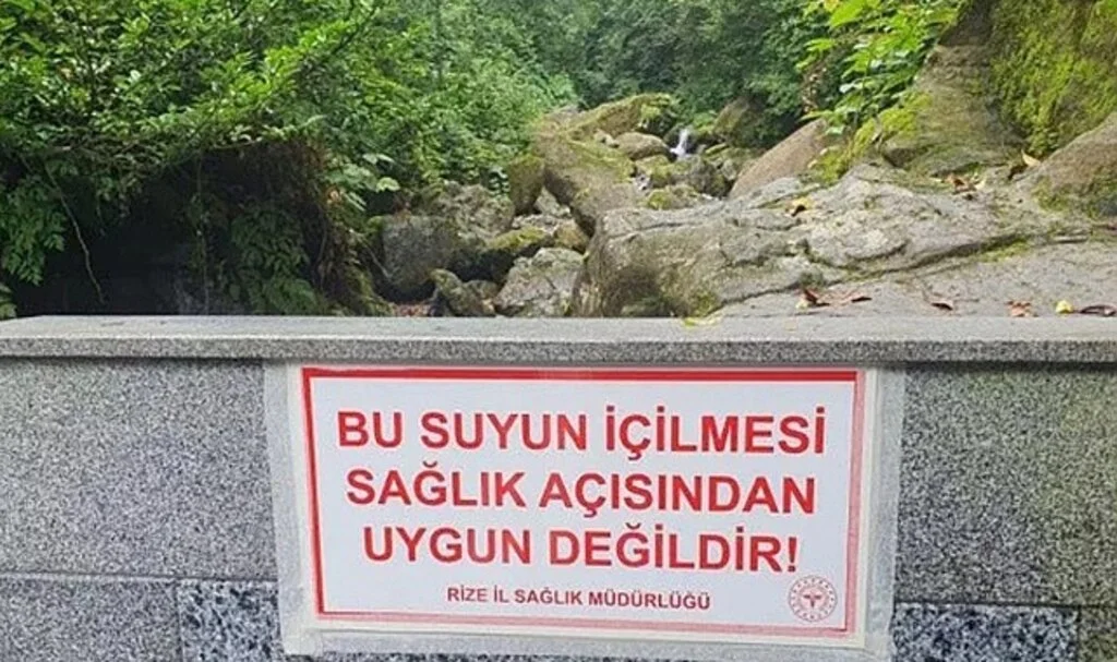 Yıllardır şifalı diye içilen su zehirli çıktı: Yetkililer uyardı, kesinlikle içmeyin