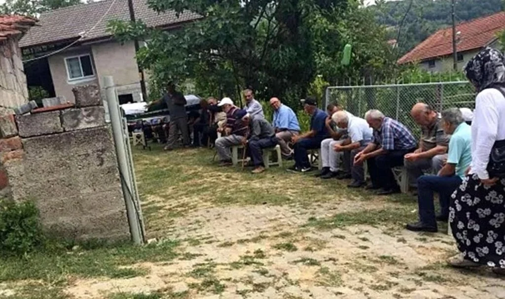 Zonguldak'ta tüyler ürperten intihar! Kaybolan yaşlı adam asılı olarak bulundu...