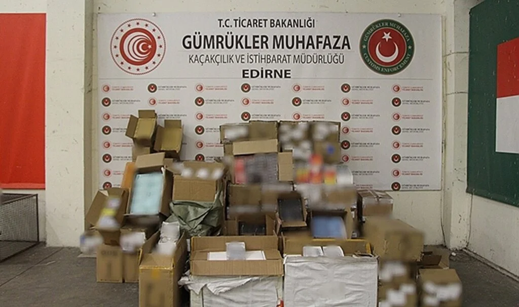 10 milyon lira değerindeki kaçak eşyanın yurda girişi engellendi
