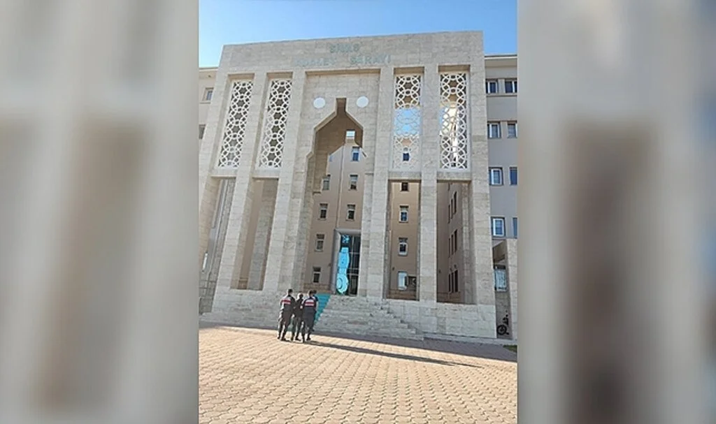 10 yıl sonra yakayı ele verdi, ceza evini boyladı
