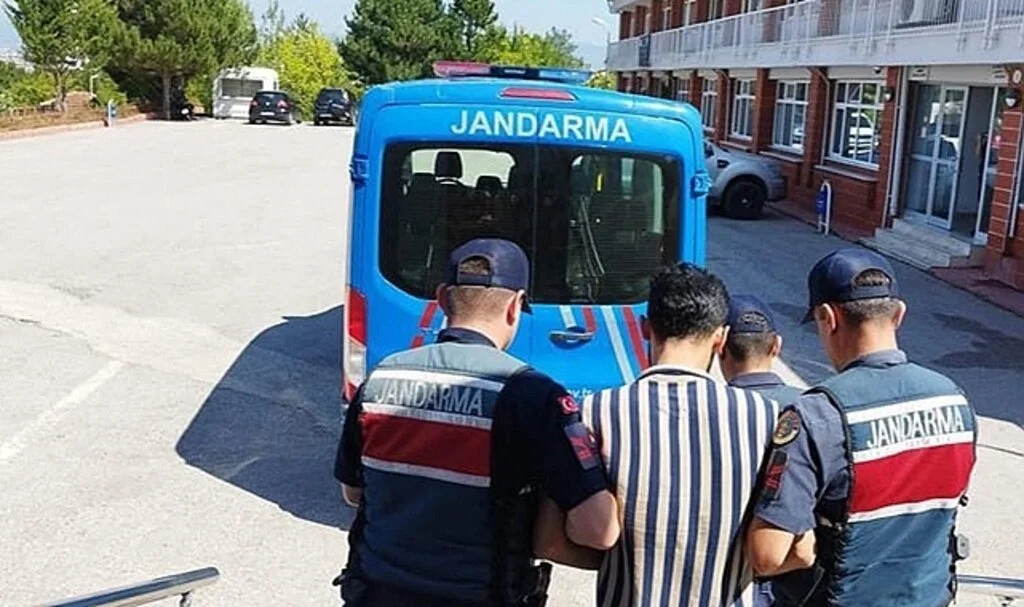 19 yıl 23 ay hapis cezasıyla aranan şahıs yakalandı